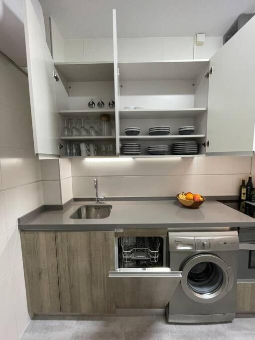 Apartamento Downtown Jinetes Deluxe With Pool & Free Parking Málaga Exterior foto